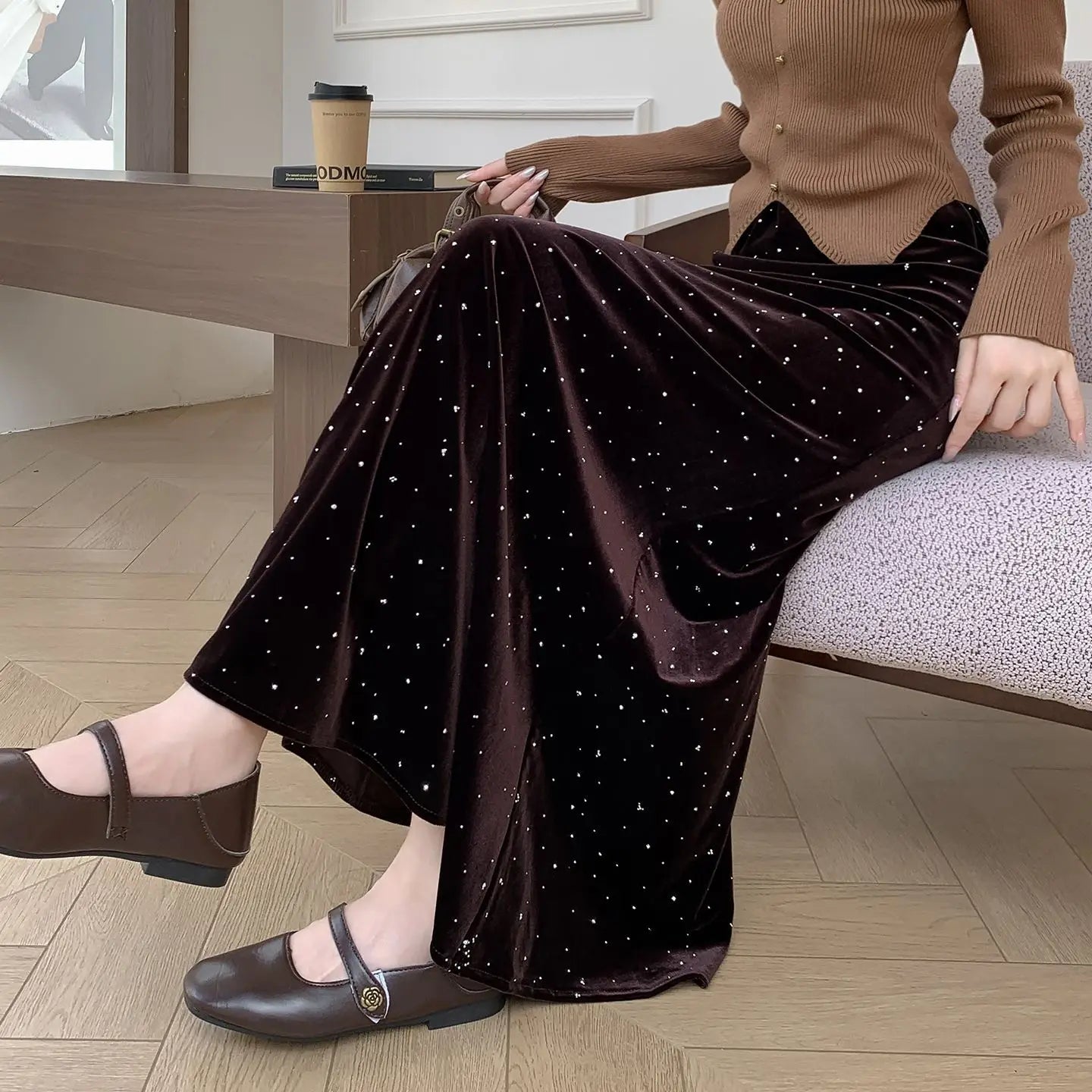 Golden velvet skirt autumn and winter 2025 new high-waisted A-shaped  thin hip  heavy industry hot diamond fishtail skirt